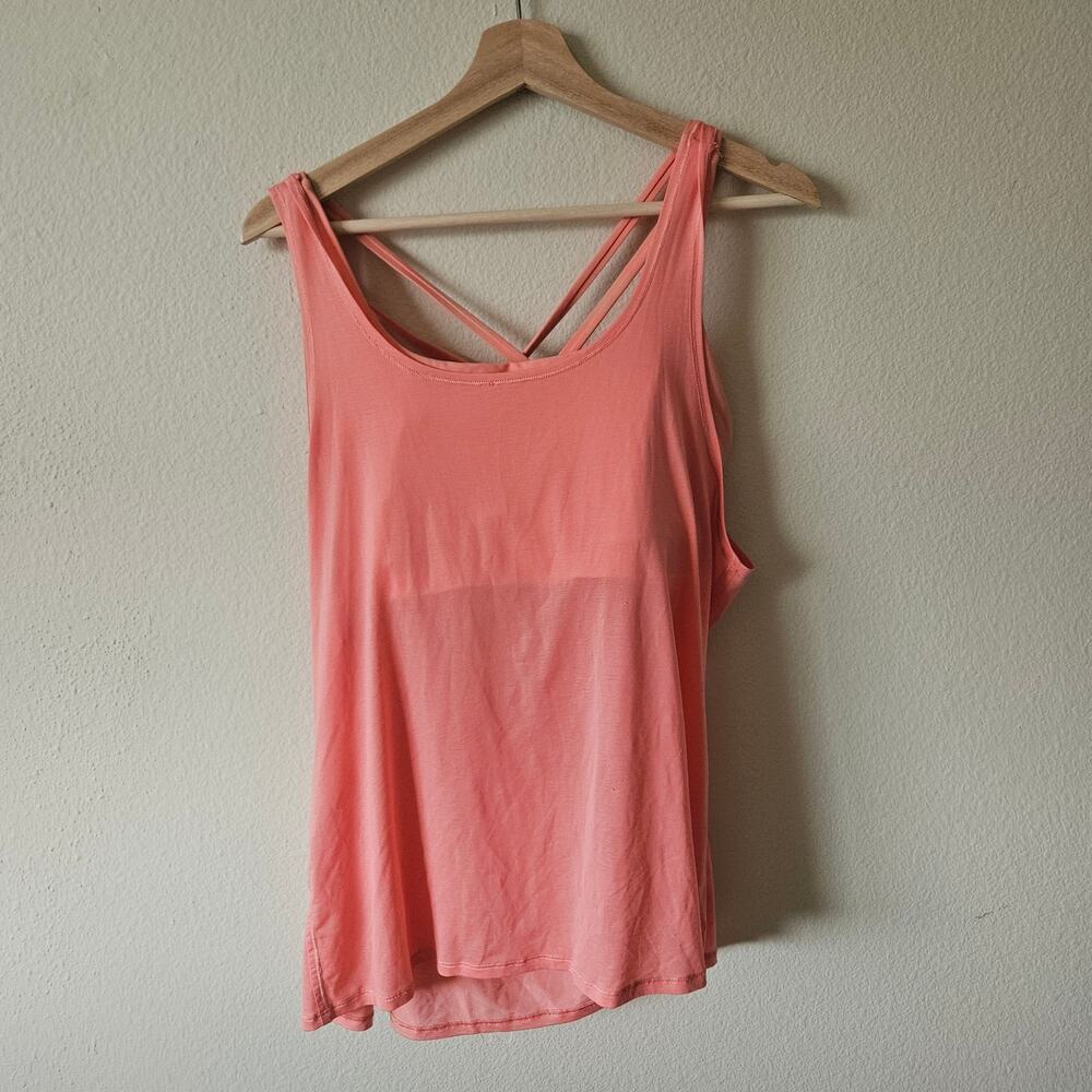 Lululemon Reenergized 2-in-1 Tank
Light Coral / Light Coral 10